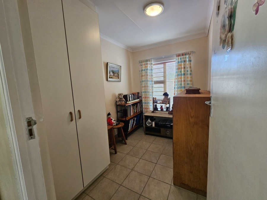 3 Bedroom Property for Sale in Stilbaai Wes Western Cape